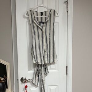 NWT Striped Sleeveless Button-Up Top